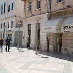 Affittacamere Best4stay Luxury 4*