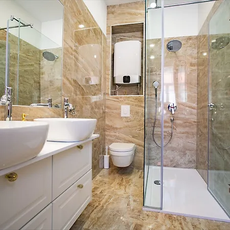 Gæstehus Best4stay Luxury Split