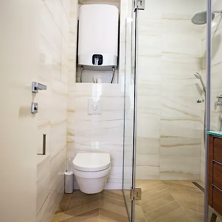 Best4stay Luxury Pensionat 4*