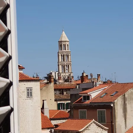 Best4stay Luxury Pensión