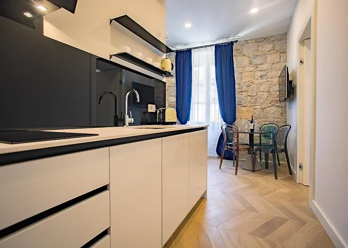 Best4stay Luxury Casa de hóspedes 4*